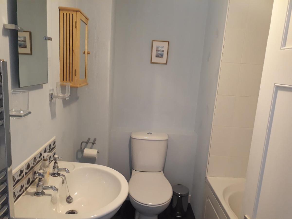 Colebrook Cottage Isle of Whithorn エクステリア 写真