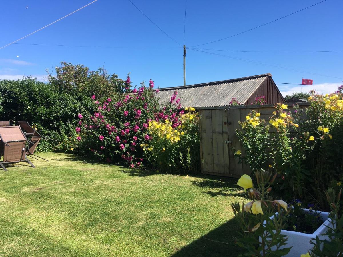 Colebrook Cottage Isle of Whithorn エクステリア 写真